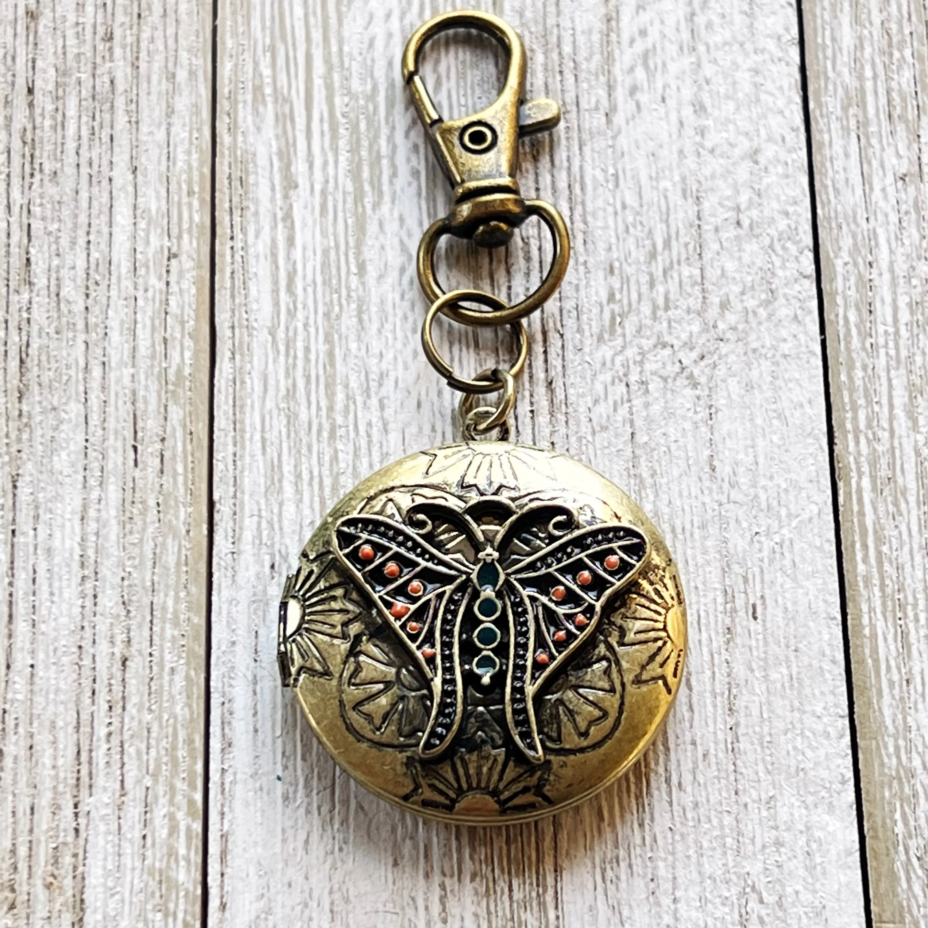 Steampunk Butterfly Locket Zipper Pull Keychain Purse Charm - Unique Vintage-Inspired Accessory